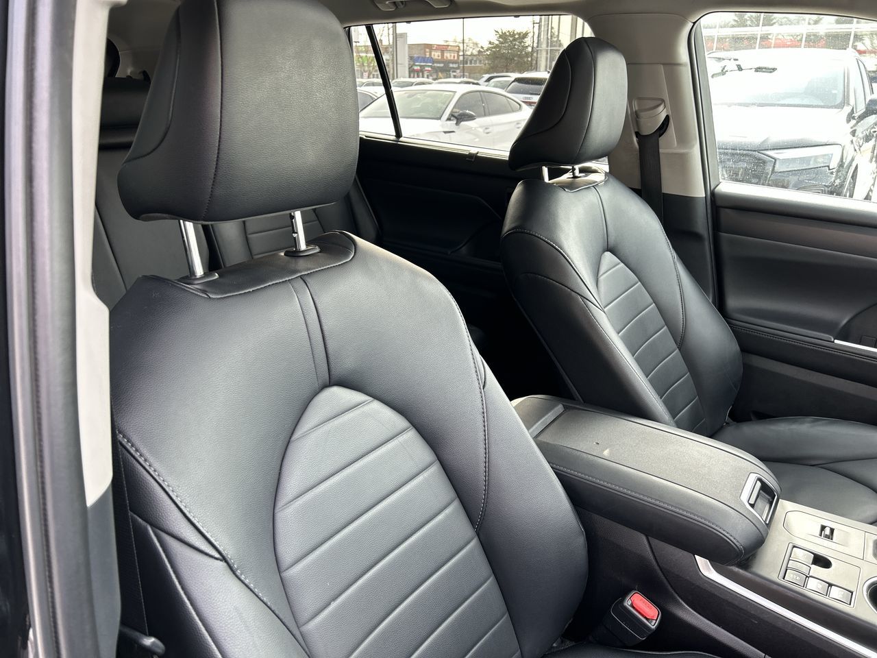 Toyota Highlander Hybrid  2025 à Thornhill, Ontario