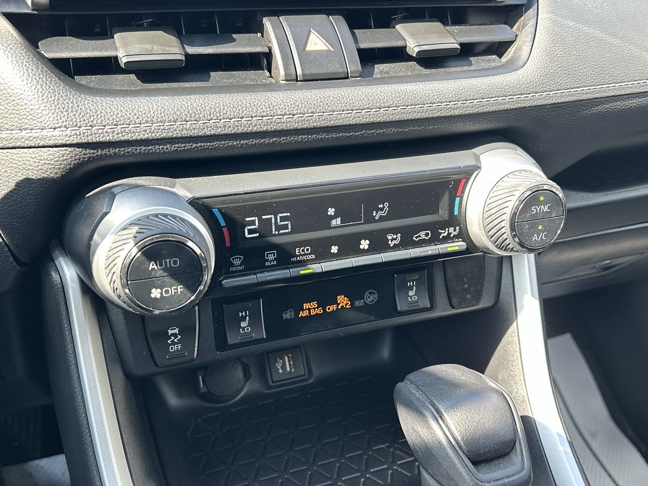 Toyota RAV4 Hybrid  2024 à Thornhill, Ontario