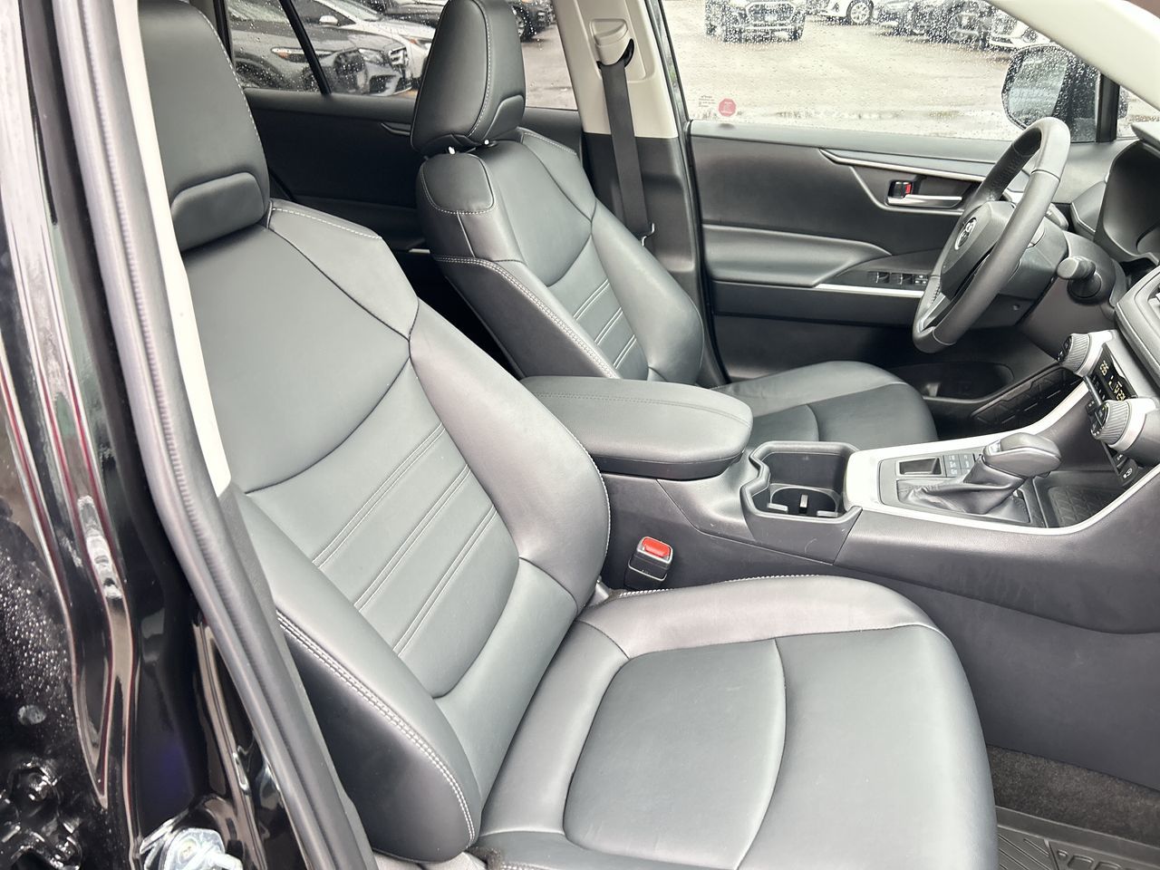 2025 Toyota RAV4 XLE AWD in Thornhill, Ontario