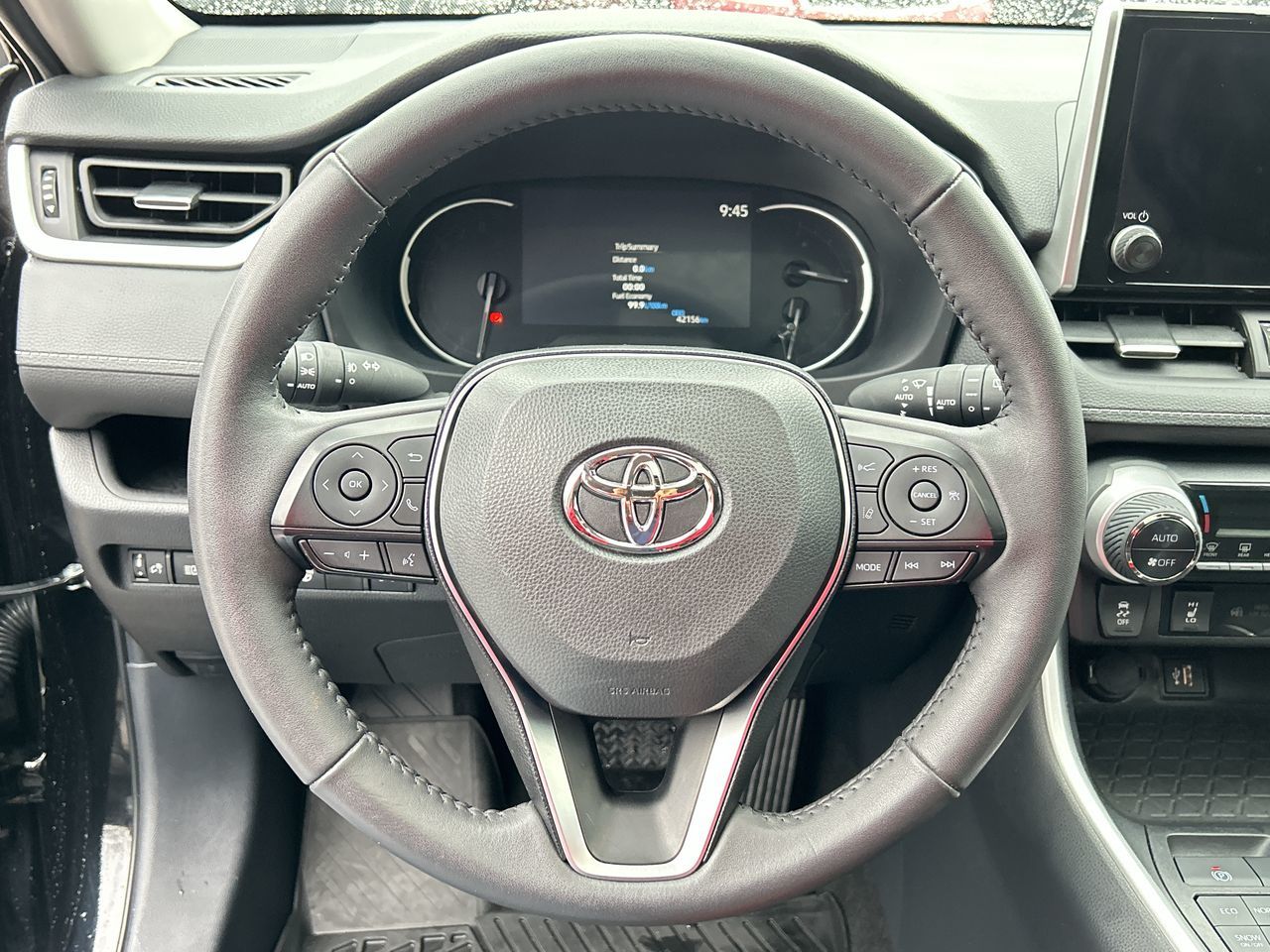 2025 Toyota RAV4 XLE AWD in Thornhill, Ontario