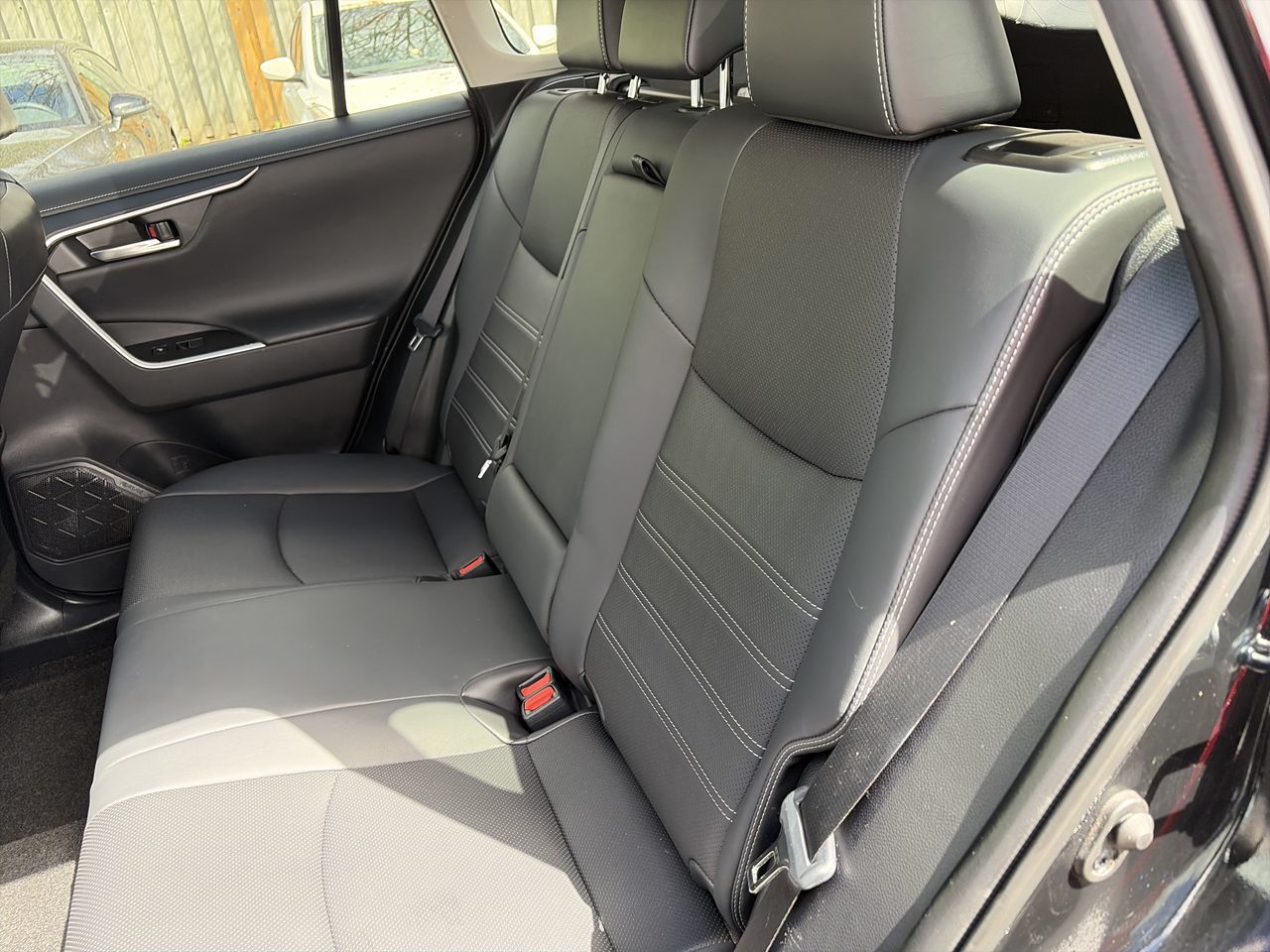 2021 Toyota RAV4 in Thornhill, Ontario
