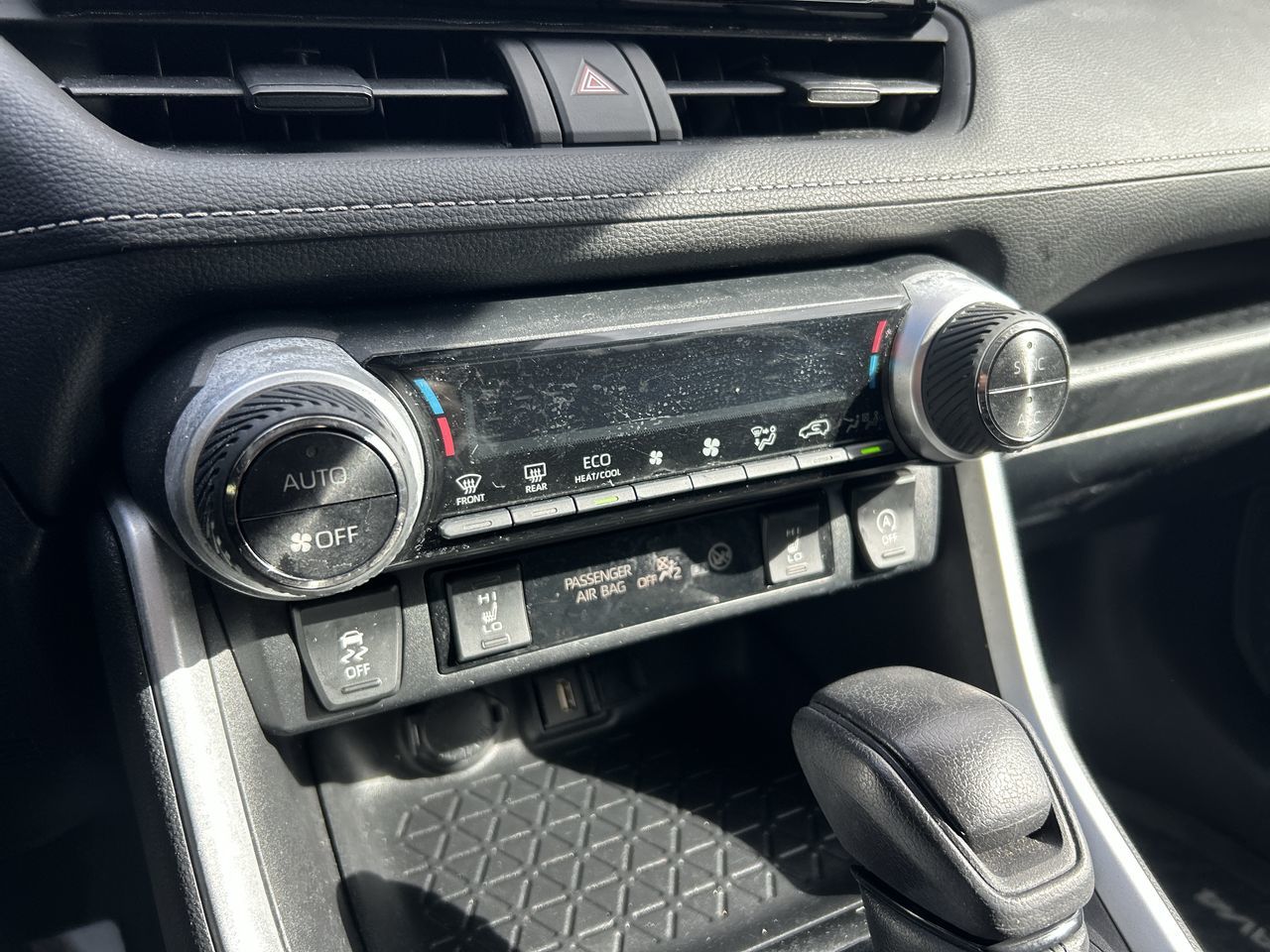 Toyota RAV4  2022 à Thornhill, Ontario