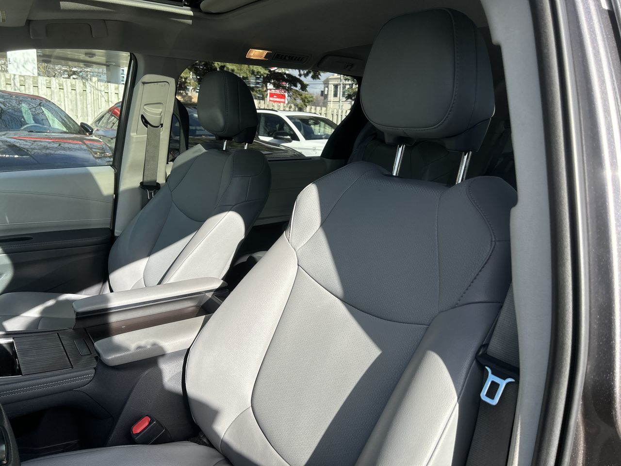 Toyota Sienna Hybrid  2021 à Thornhill, Ontario