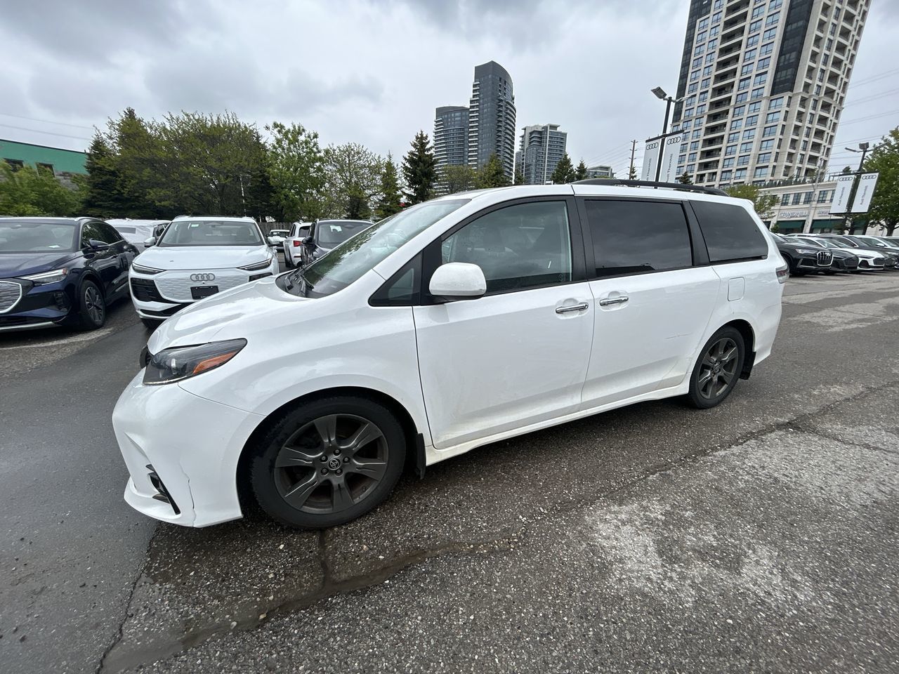 Toyota Sienna  2020 à Thornhill, Ontario