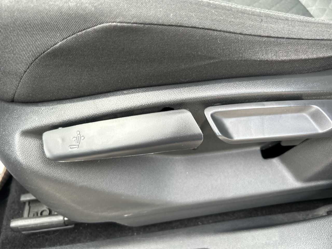 2018 Volkswagen Tiguan in Thornhill, Ontario