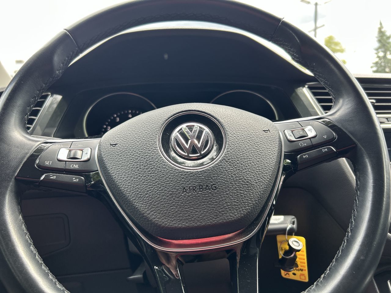 2018 Volkswagen Tiguan in Thornhill, Ontario
