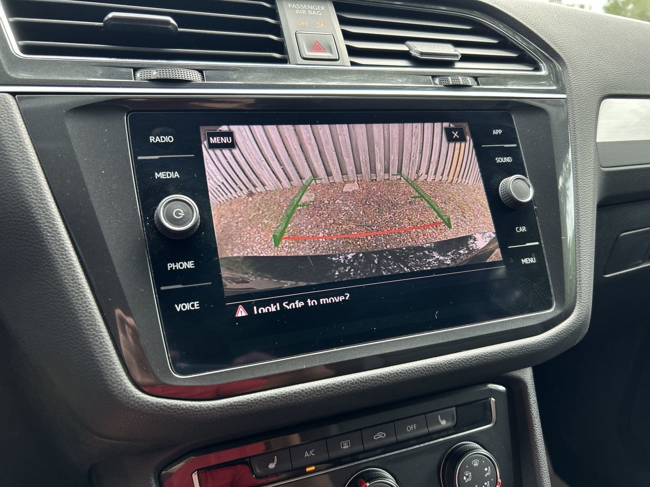 2018 Volkswagen Tiguan in Thornhill, Ontario