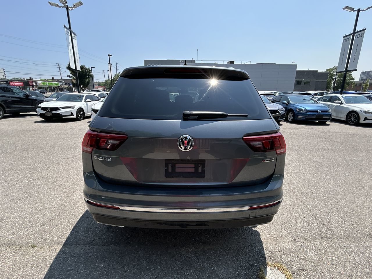 Volkswagen Tiguan  2021 à Thornhill, Ontario