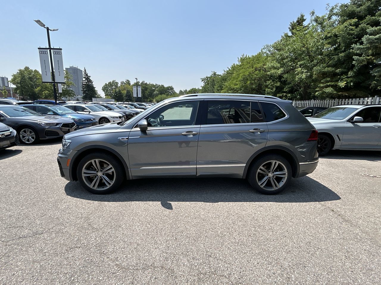 Volkswagen Tiguan  2021 à Thornhill, Ontario