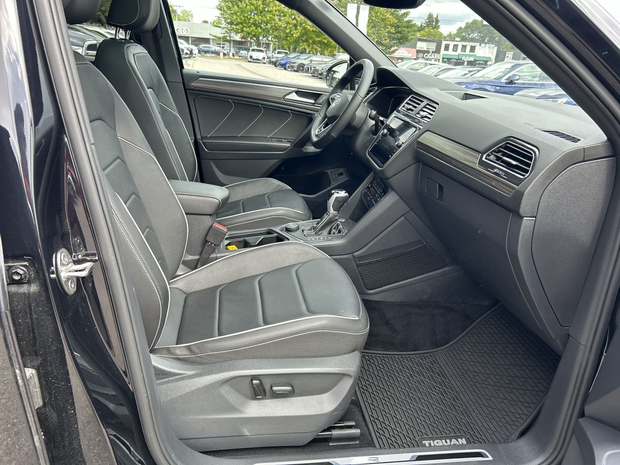 Volkswagen Tiguan  2022 à Thornhill, Ontario
