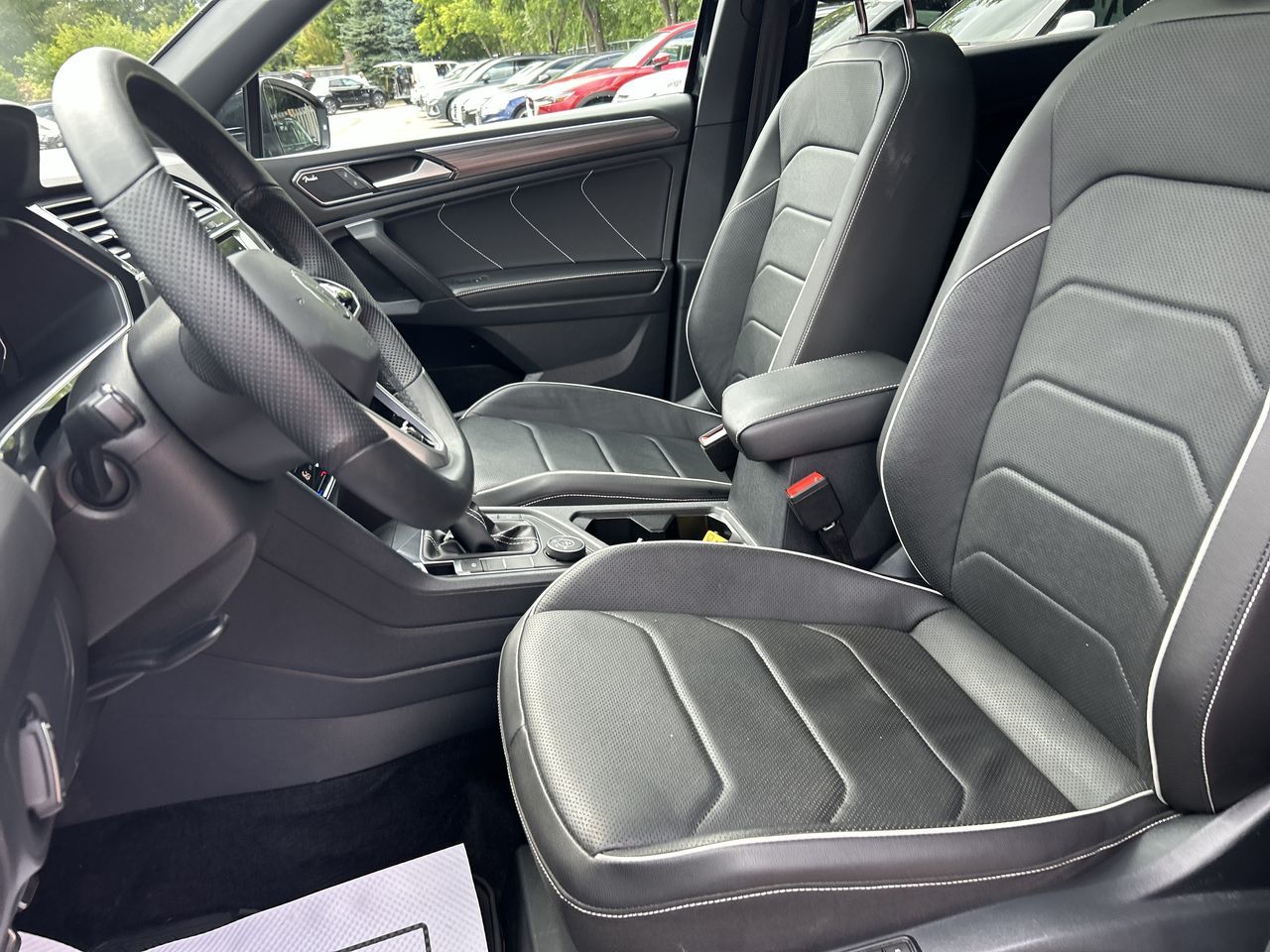 Volkswagen Tiguan  2022 à Thornhill, Ontario