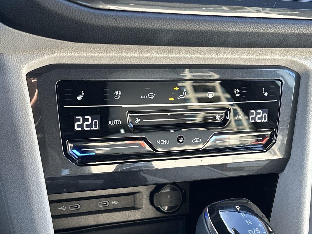 2022 Volkswagen Tiguan in Thornhill, Ontario