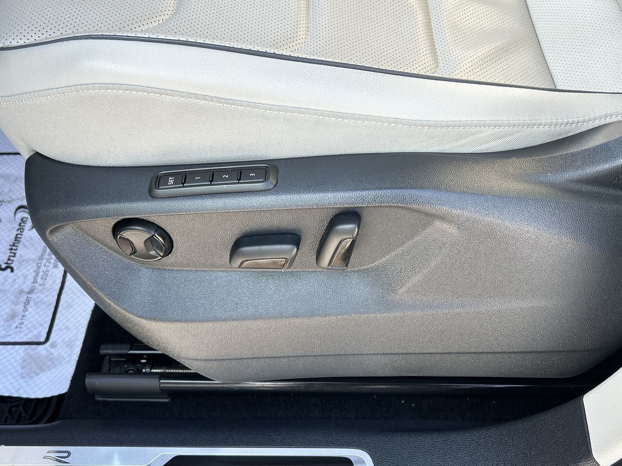 2022 Volkswagen Tiguan in Thornhill, Ontario