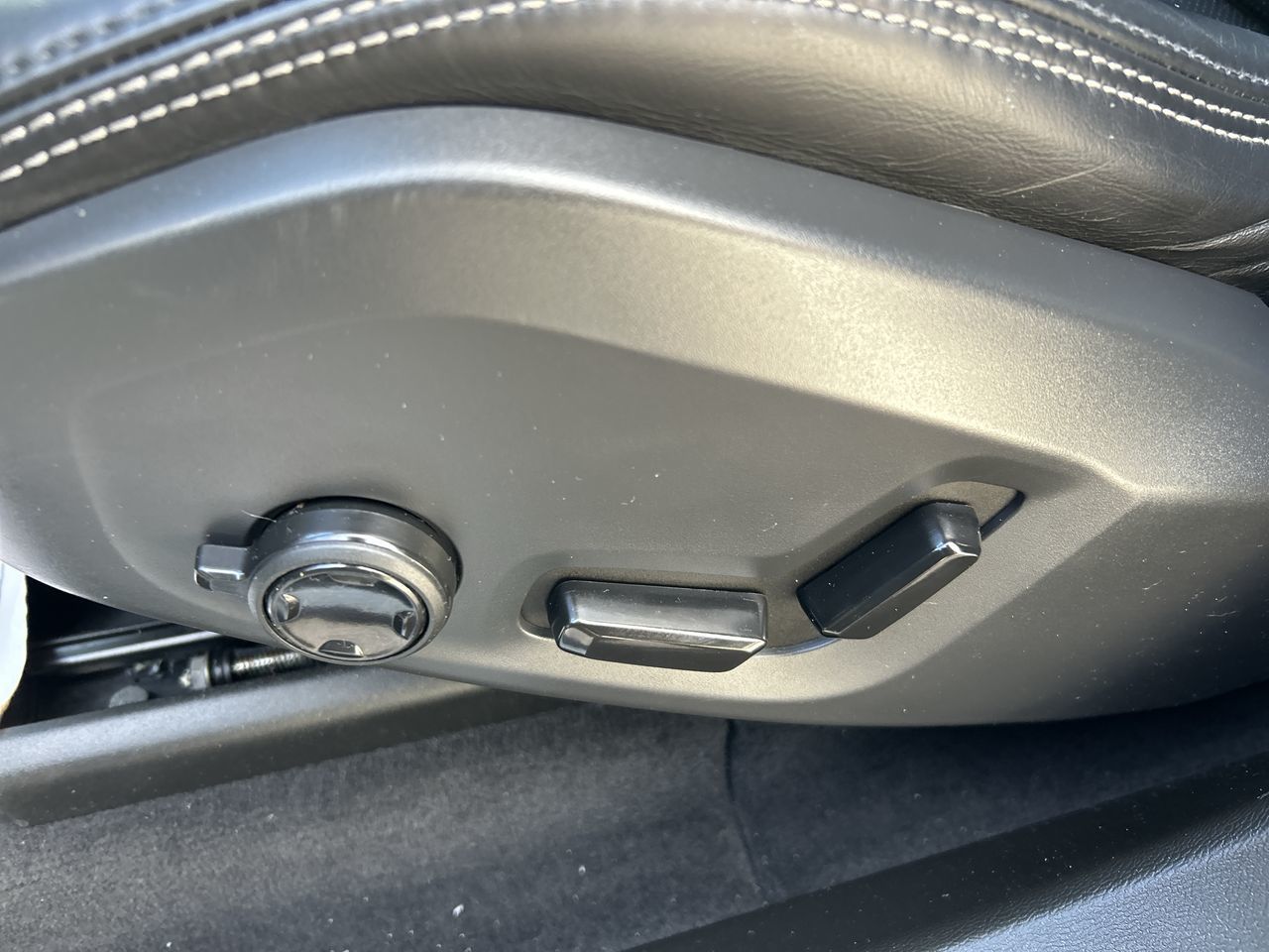 Volvo XC60  2019 à Thornhill, Ontario