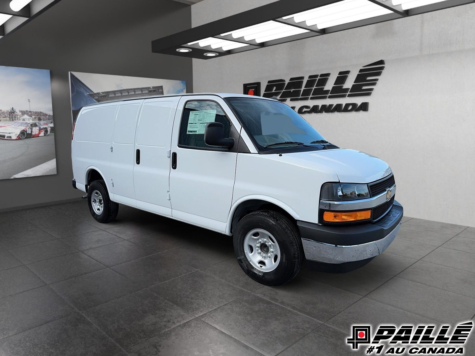 2024 Chevrolet Express Cargo 2500 in Berthierville, Quebec