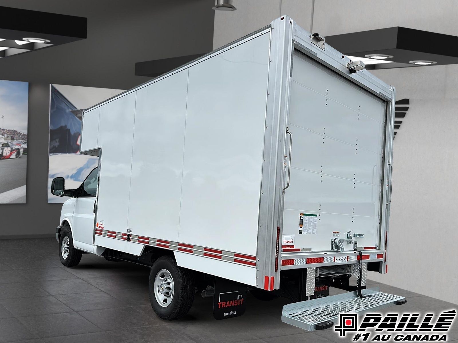 Chevrolet Express Cutaway 3500  2026 à Berthierville, Québec