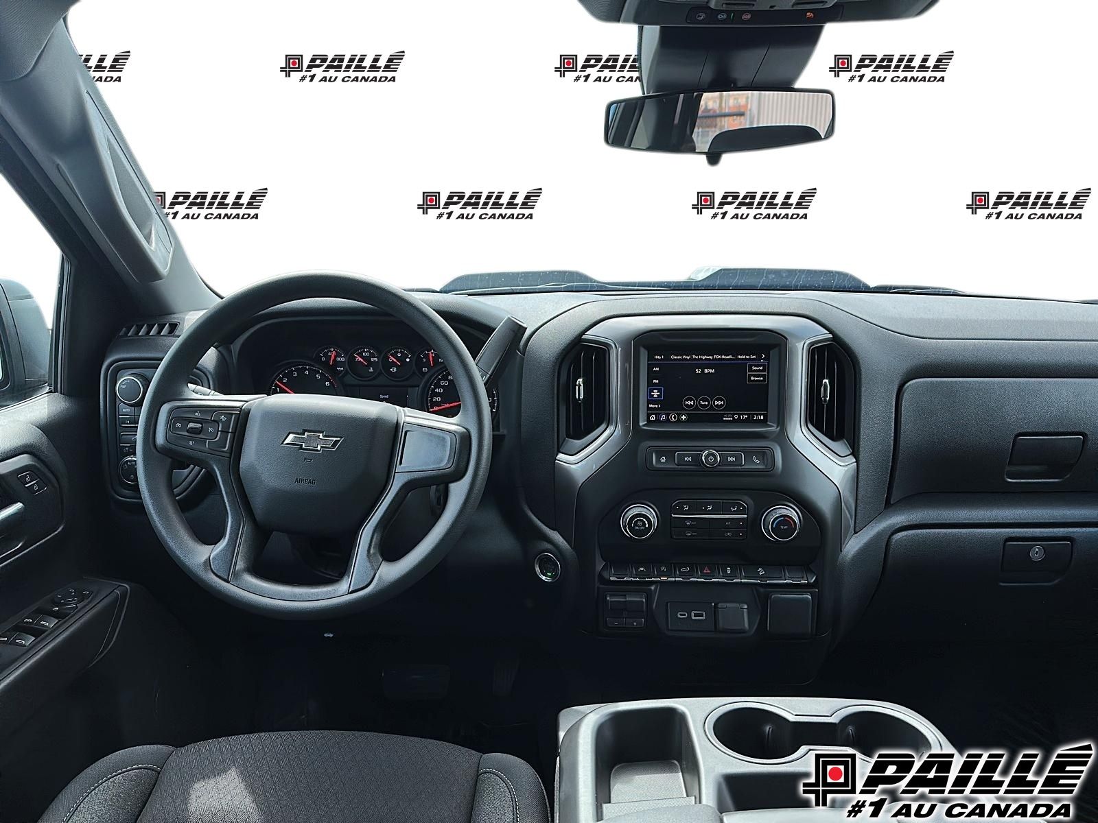 Chevrolet SILVERADO 1500 CUSTOM TB 4RM  2026 à Sorel-Tracy, Québec
