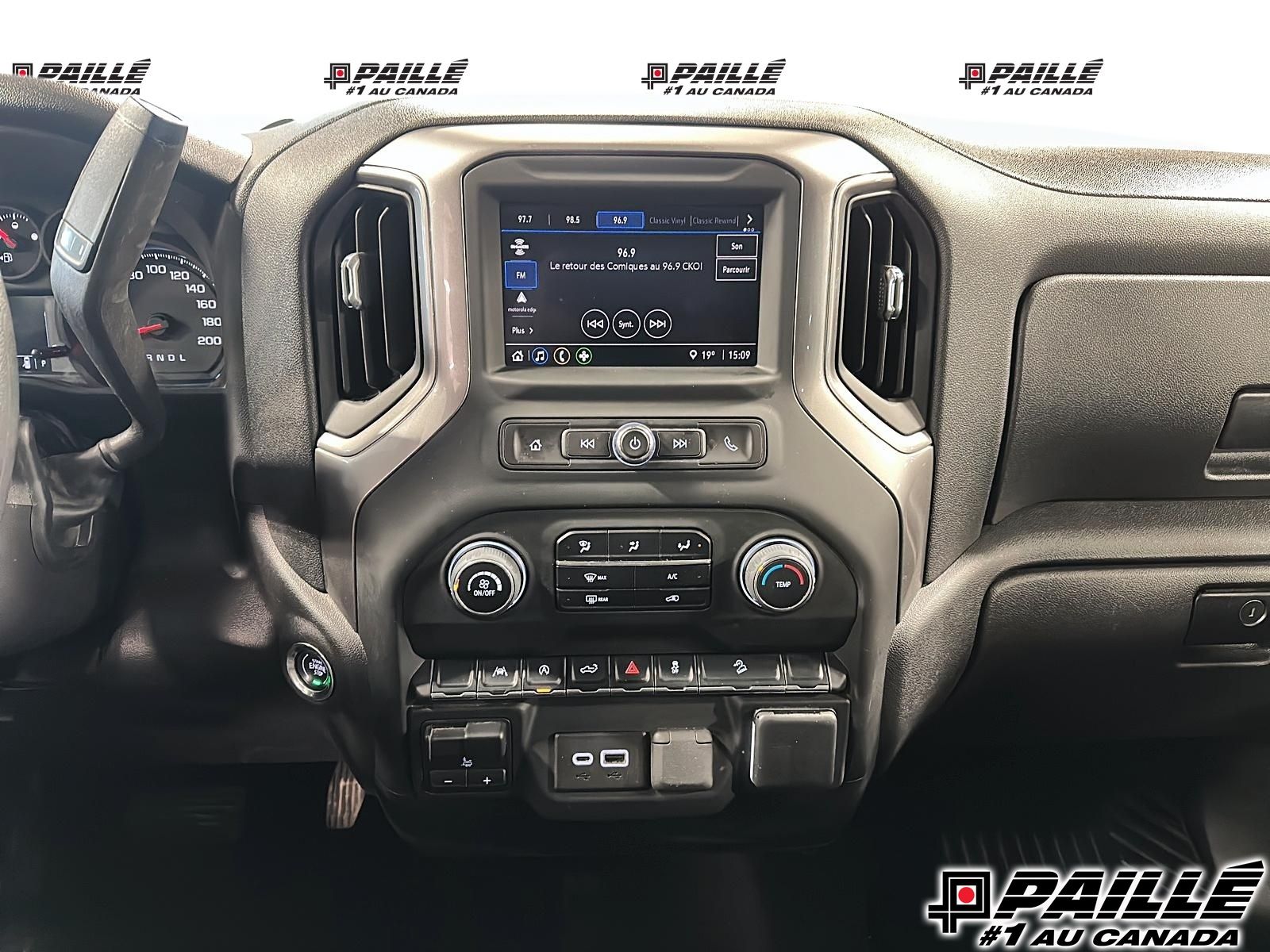 Chevrolet Silverado 1500  2024 à Nicolet, Québec