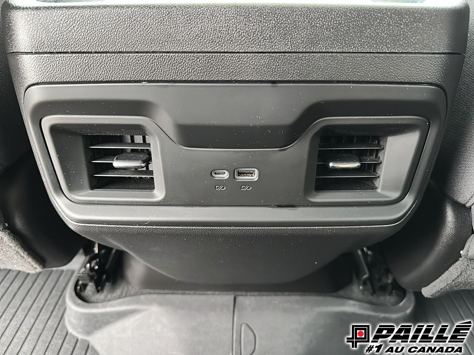 Chevrolet Silverado 1500  2025 à Berthierville, Québec