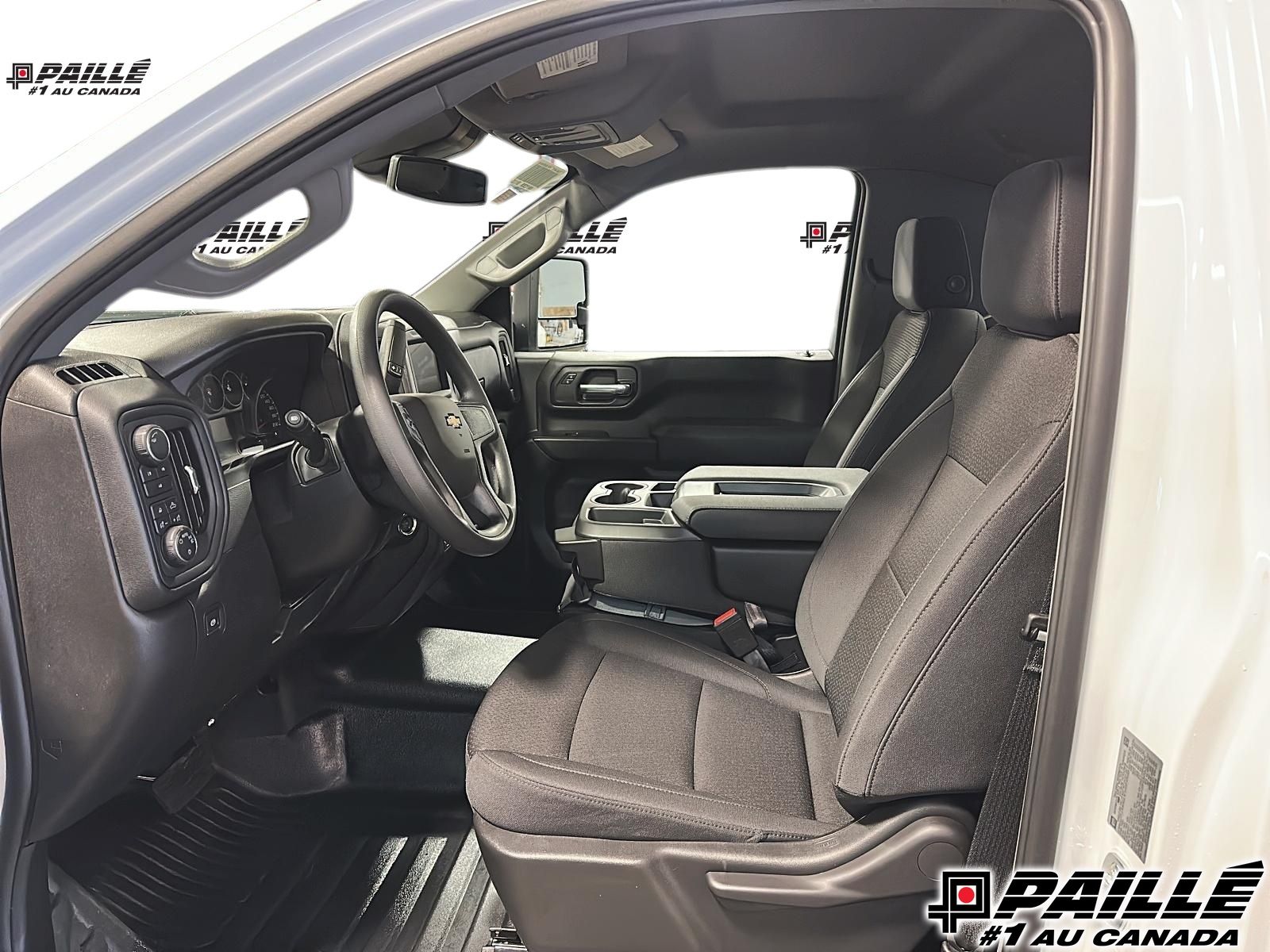 2026 Chevrolet Silverado 3500 HD in Berthierville, Quebec