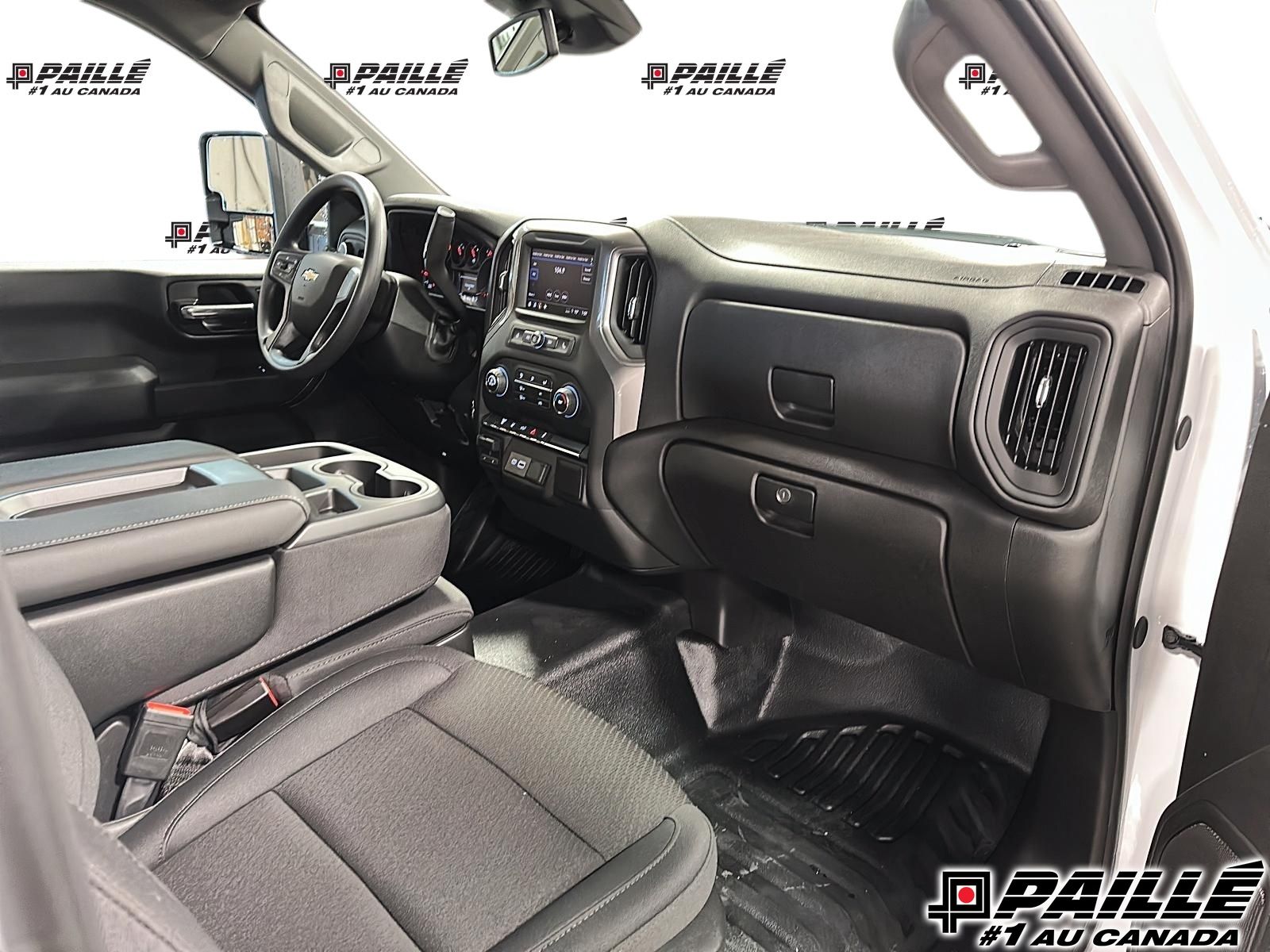 2026 Chevrolet Silverado 3500 HD in Berthierville, Quebec