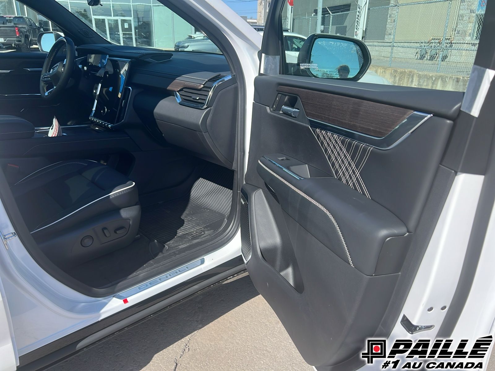 GMC Acadia  2025 à Berthierville, Québec