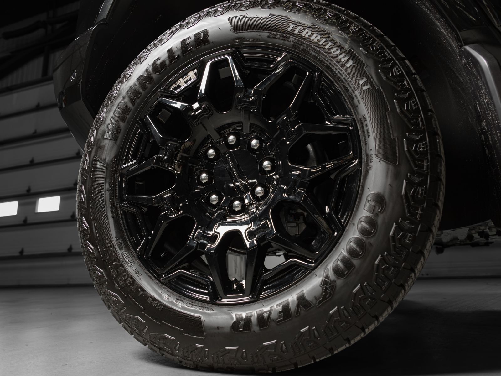 2026 GMC Hummer EV SUV in Berthierville, Quebec