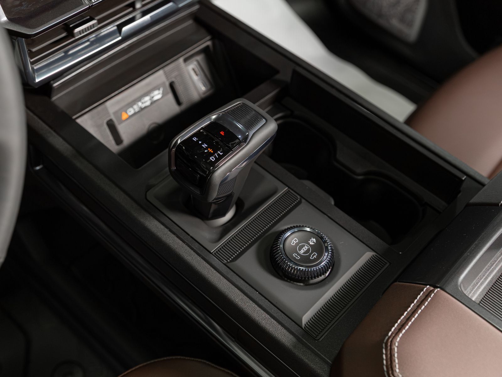 2026 GMC Hummer EV SUV in Berthierville, Quebec