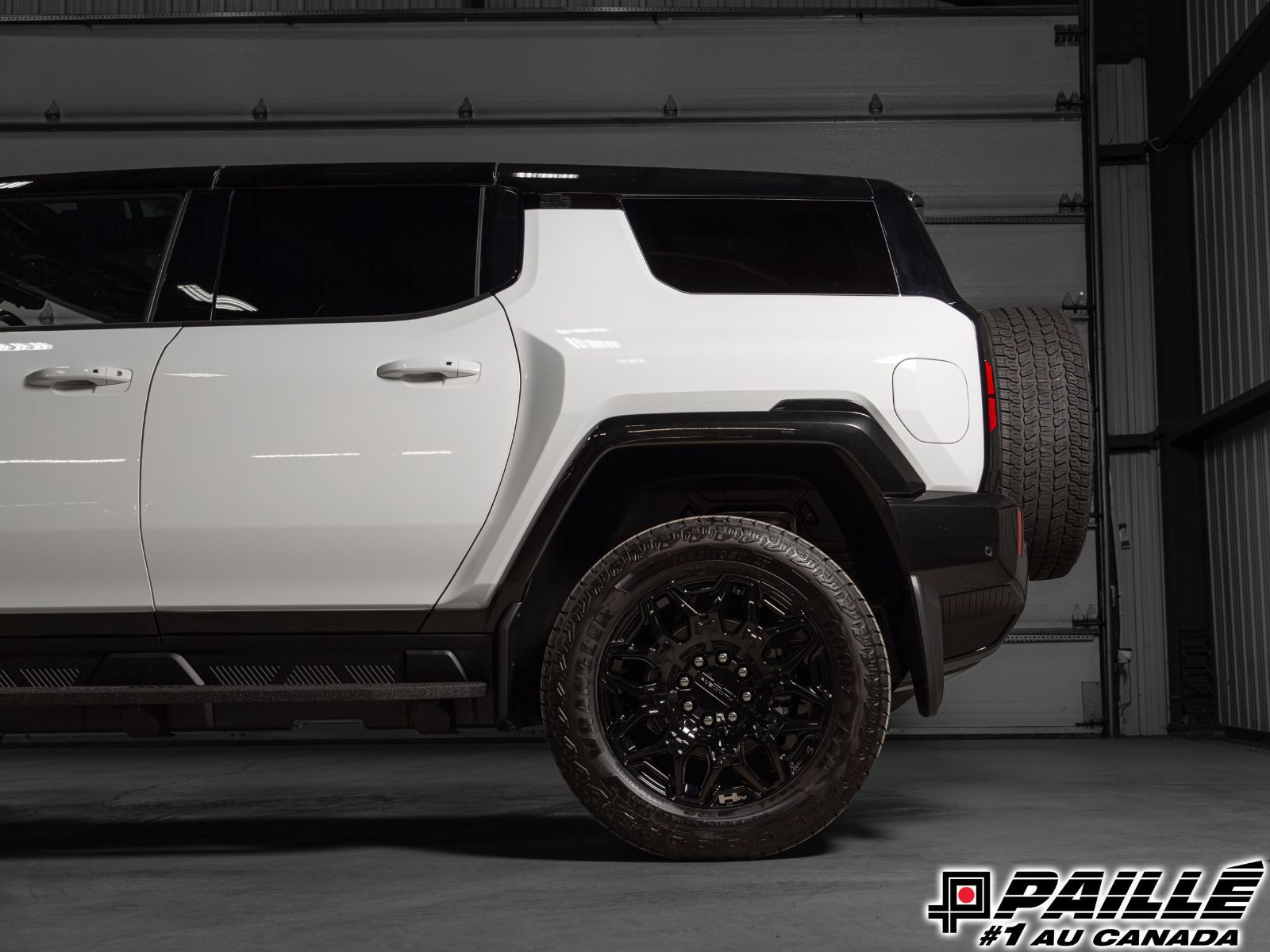 2026 GMC Hummer EV SUV in Berthierville, Quebec