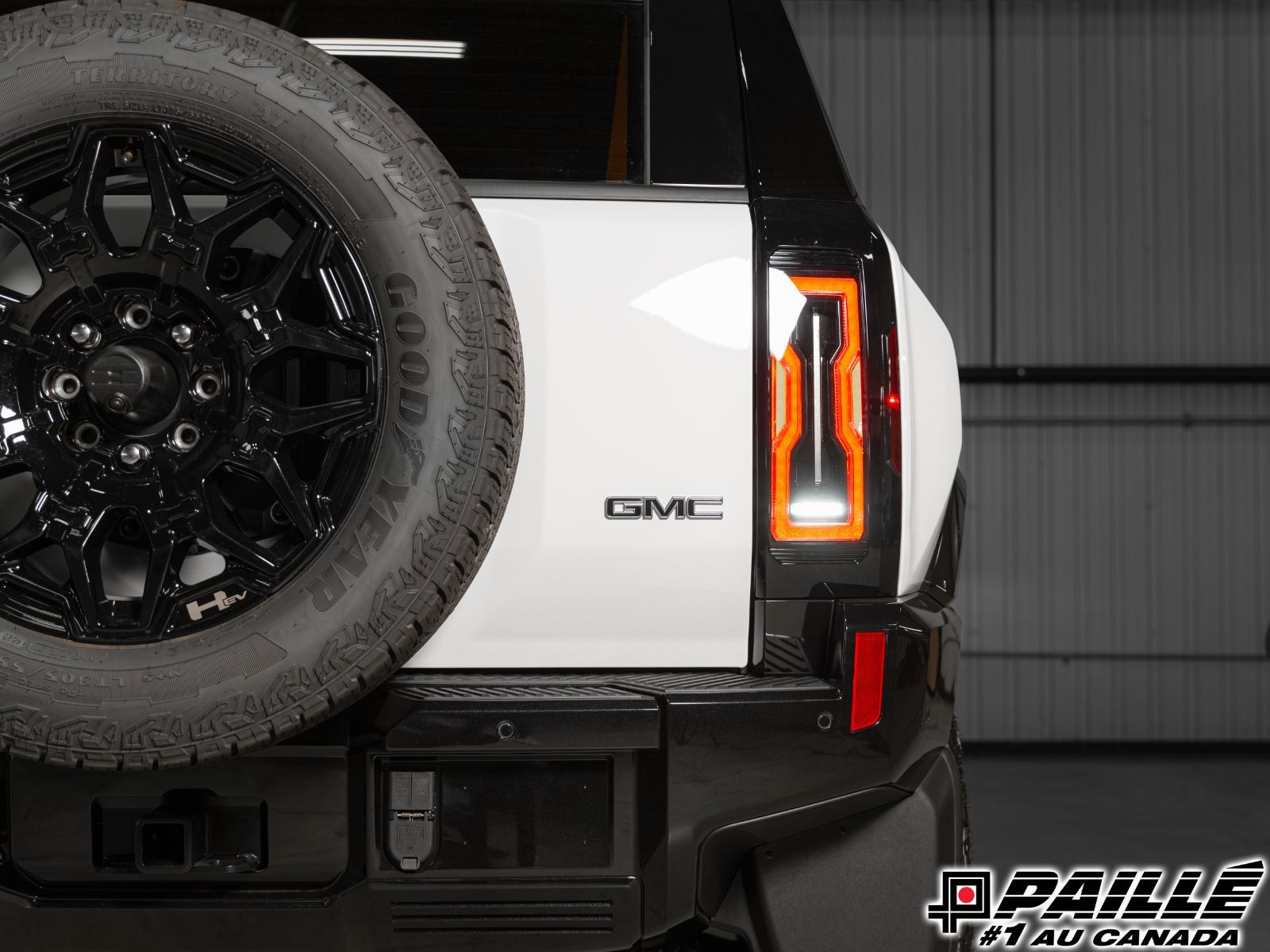2026 GMC Hummer EV SUV in Berthierville, Quebec