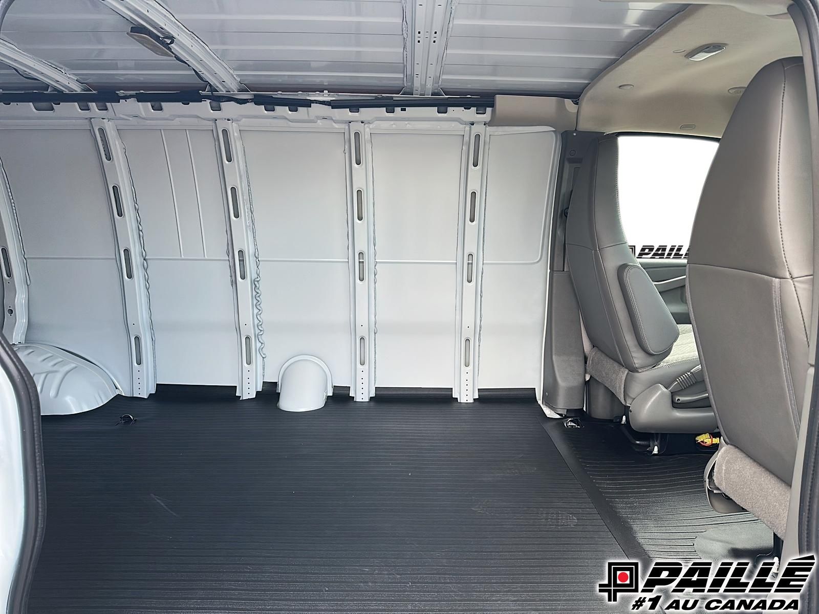 2025 GMC Savana Cargo 2500 in Sorel-Tracy, Quebec
