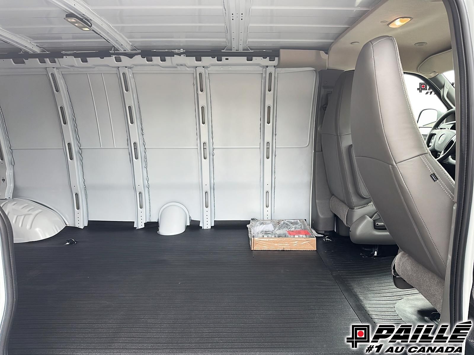 2025 GMC Savana Cargo 2500 in Sorel-Tracy, Quebec
