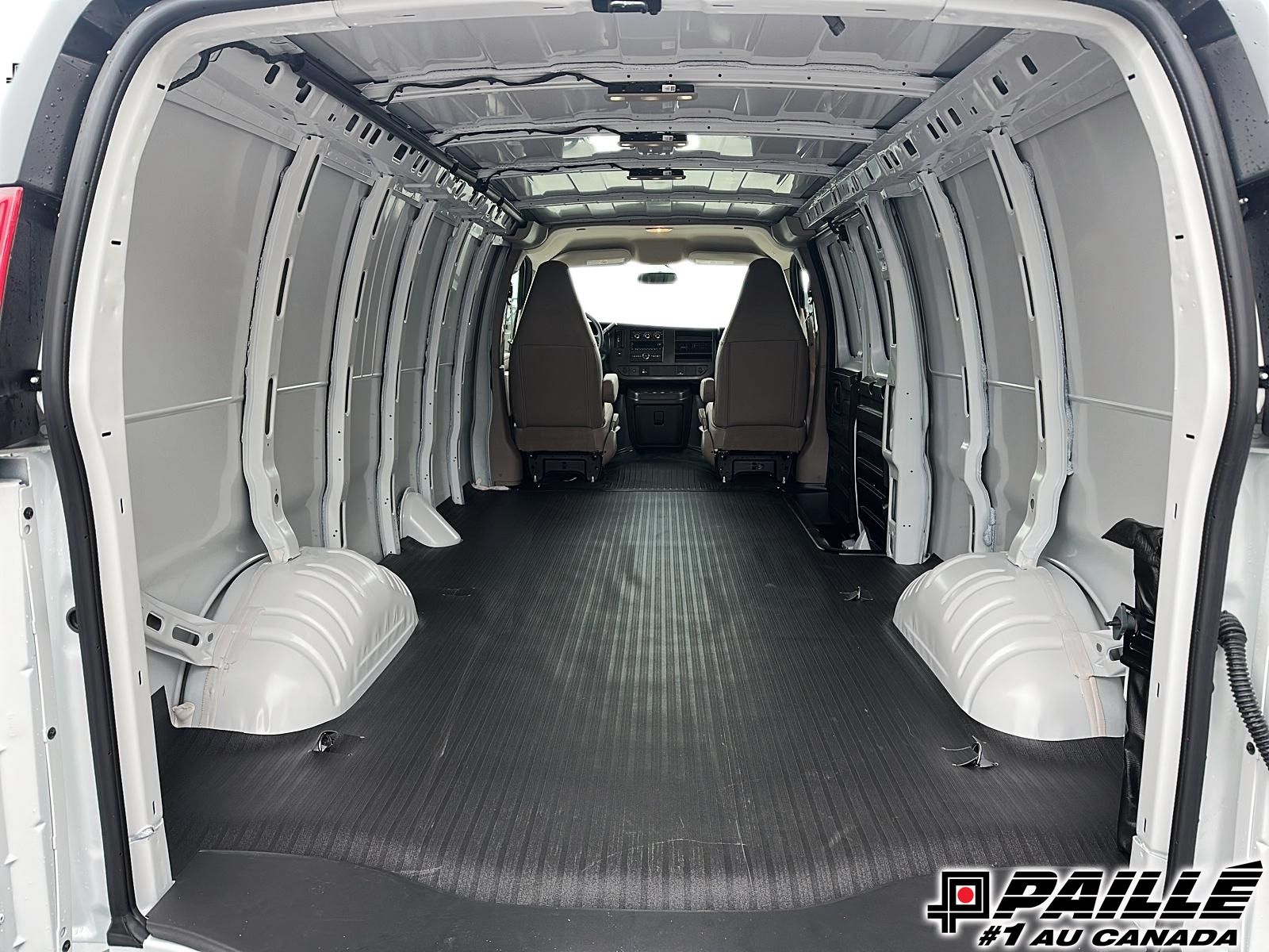 GMC Savana Cargo 2500  2026 à Berthierville, Québec