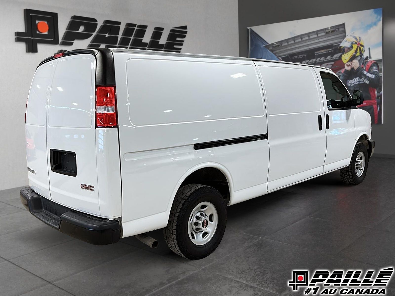 GMC Savana Cargo Van  2024 à Sorel-Tracy, Québec