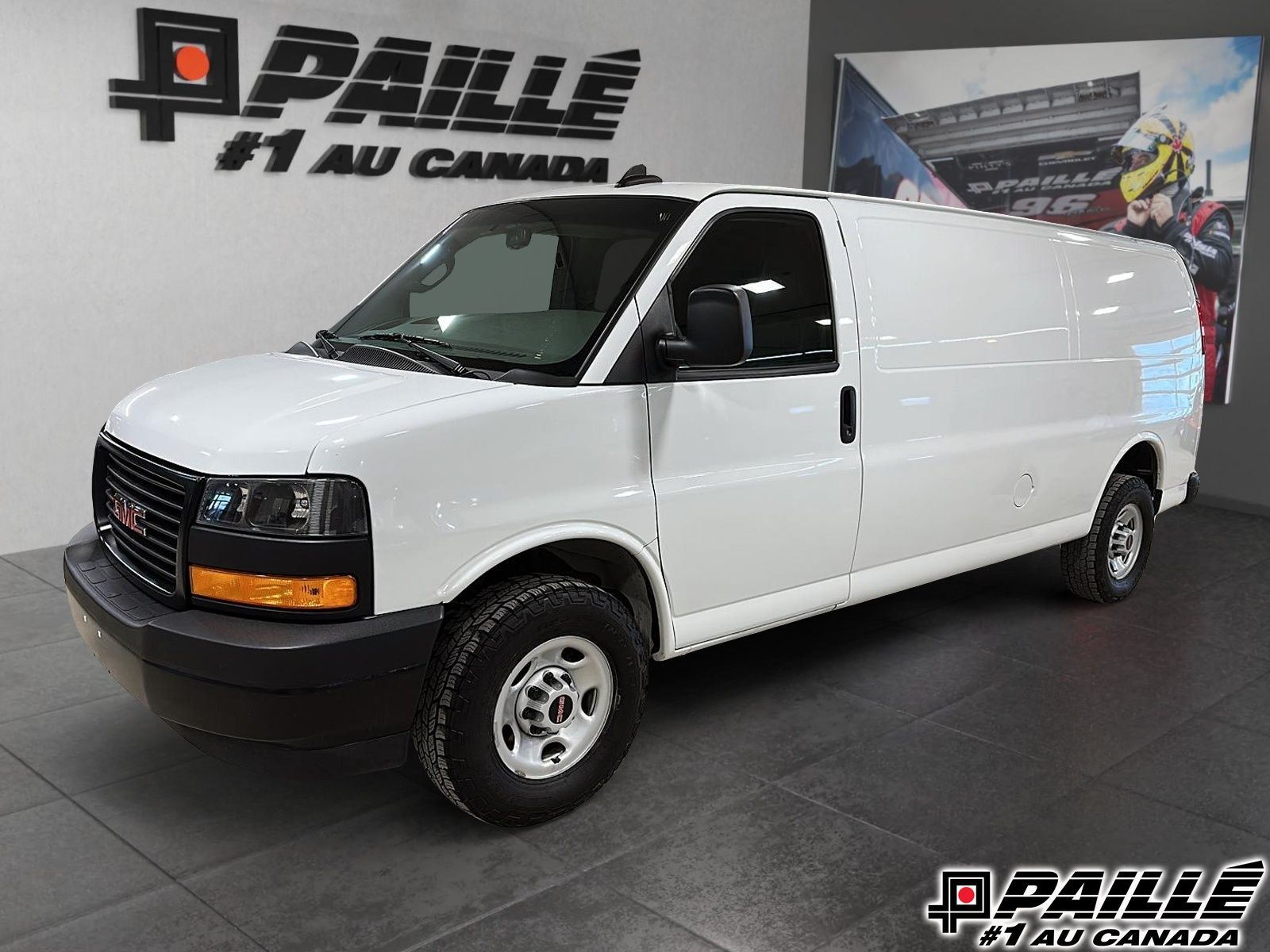 GMC Savana Cargo Van  2024 à Sorel-Tracy, Québec