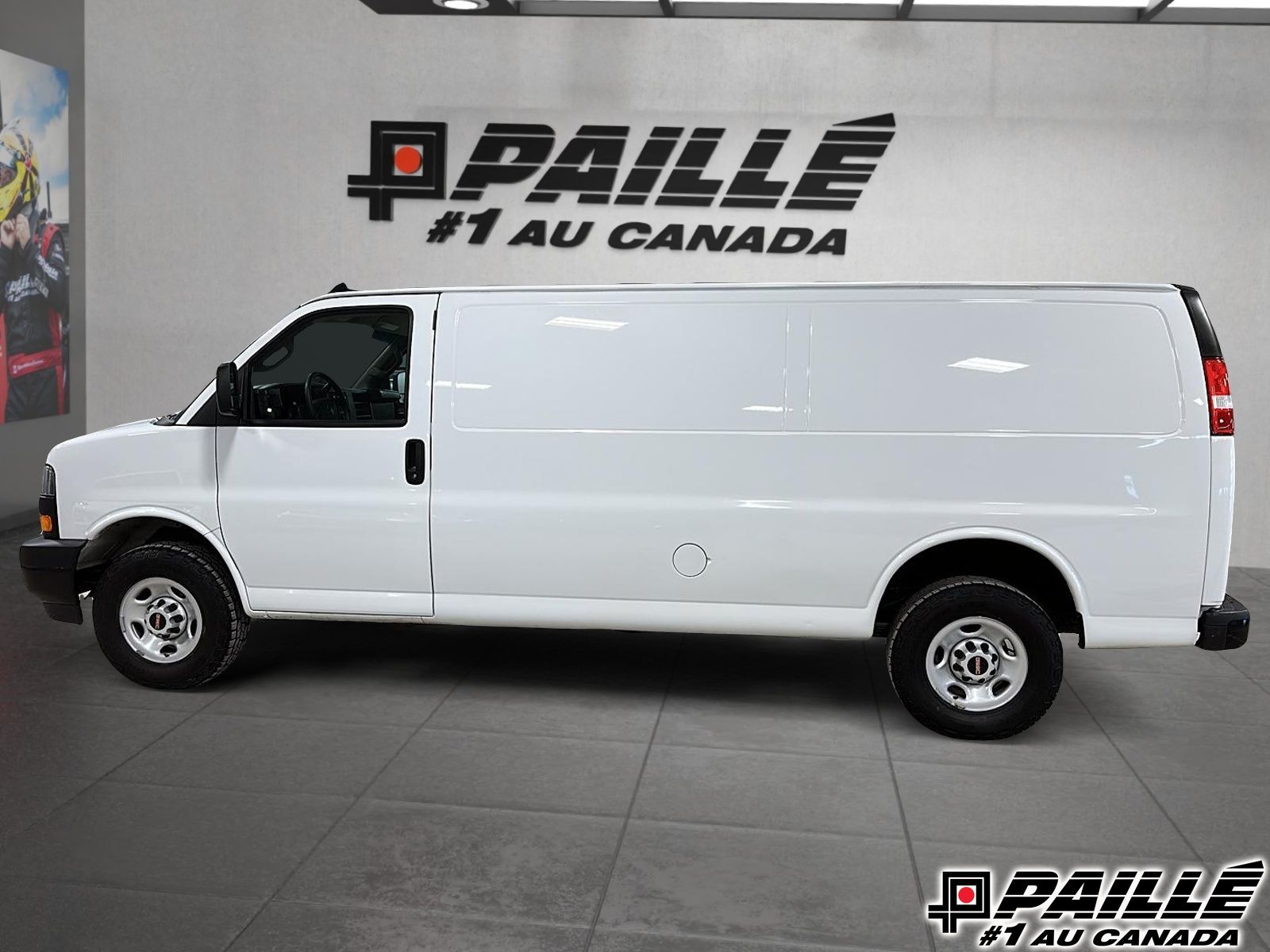 GMC Savana Cargo Van  2024 à Sorel-Tracy, Québec