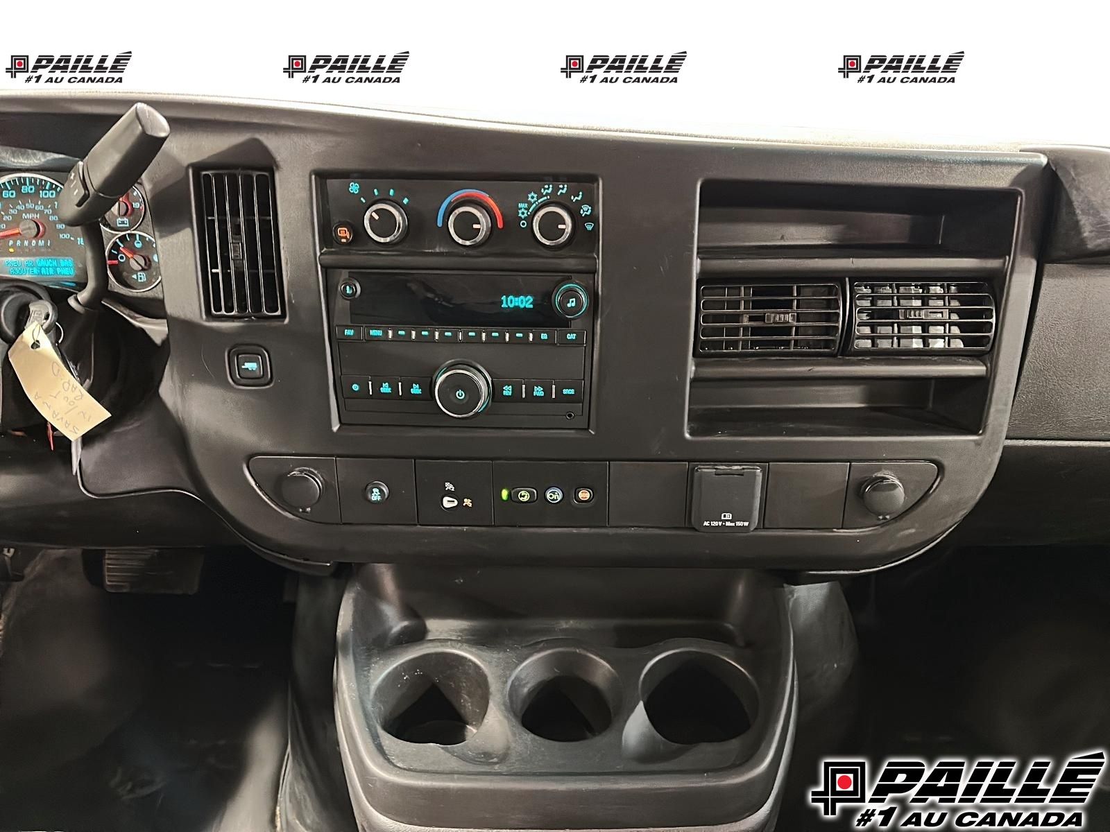 GMC Savana Cargo Van  2024 à Sorel-Tracy, Québec