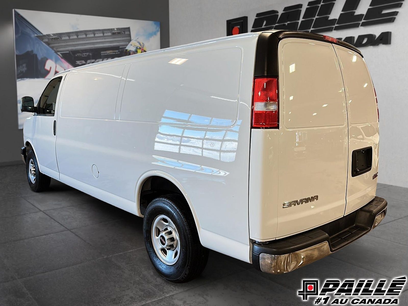GMC Savana Cargo Van  2024 à Sorel-Tracy, Québec