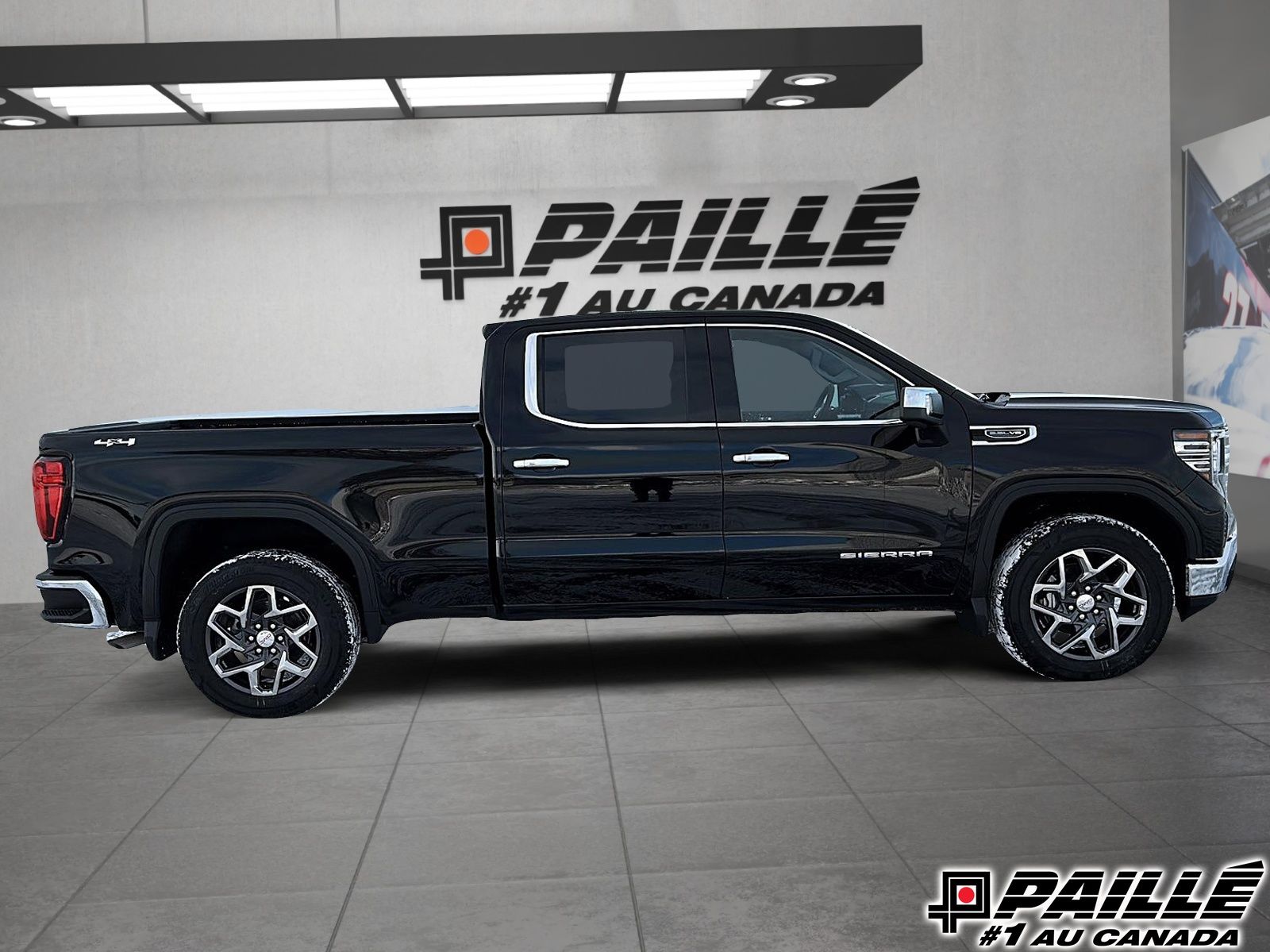 2024 GMC SIERRA 1500 CREW SLT 4RM in Berthierville, Quebec