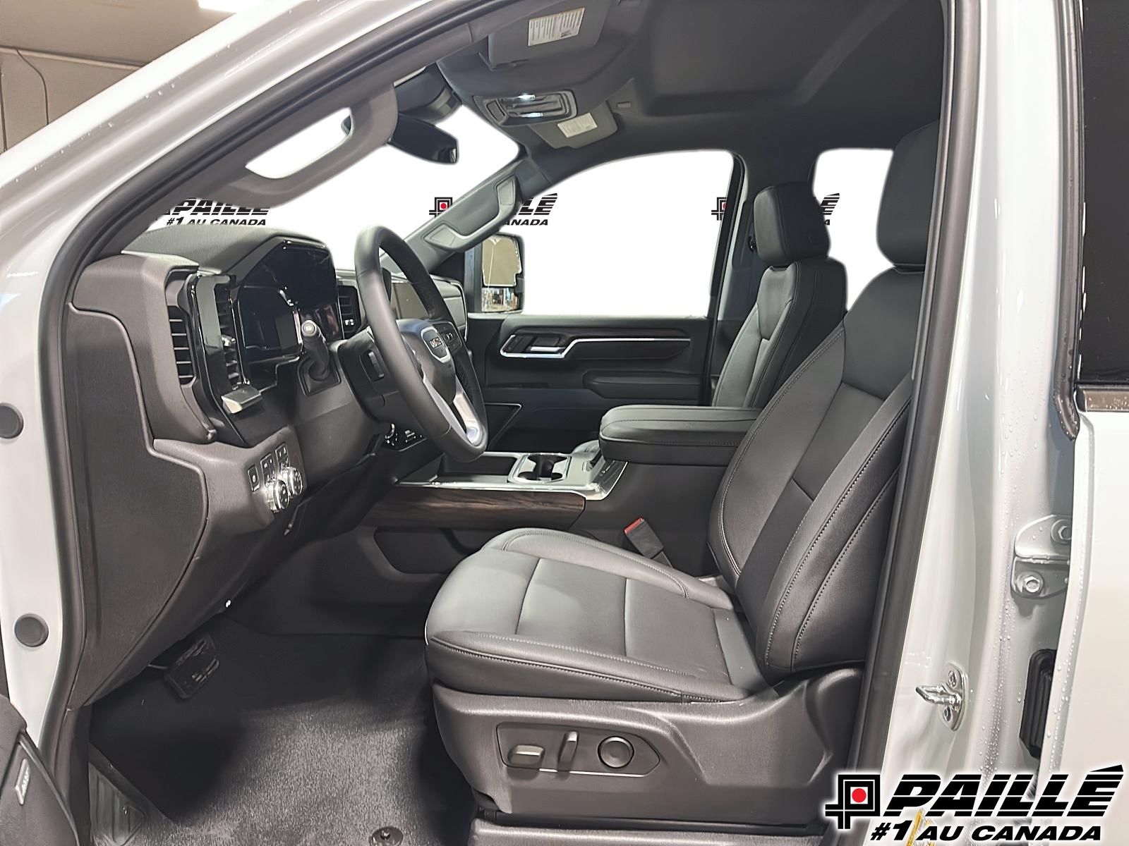 2025 GMC Sierra 2500 HD in Berthierville, Quebec