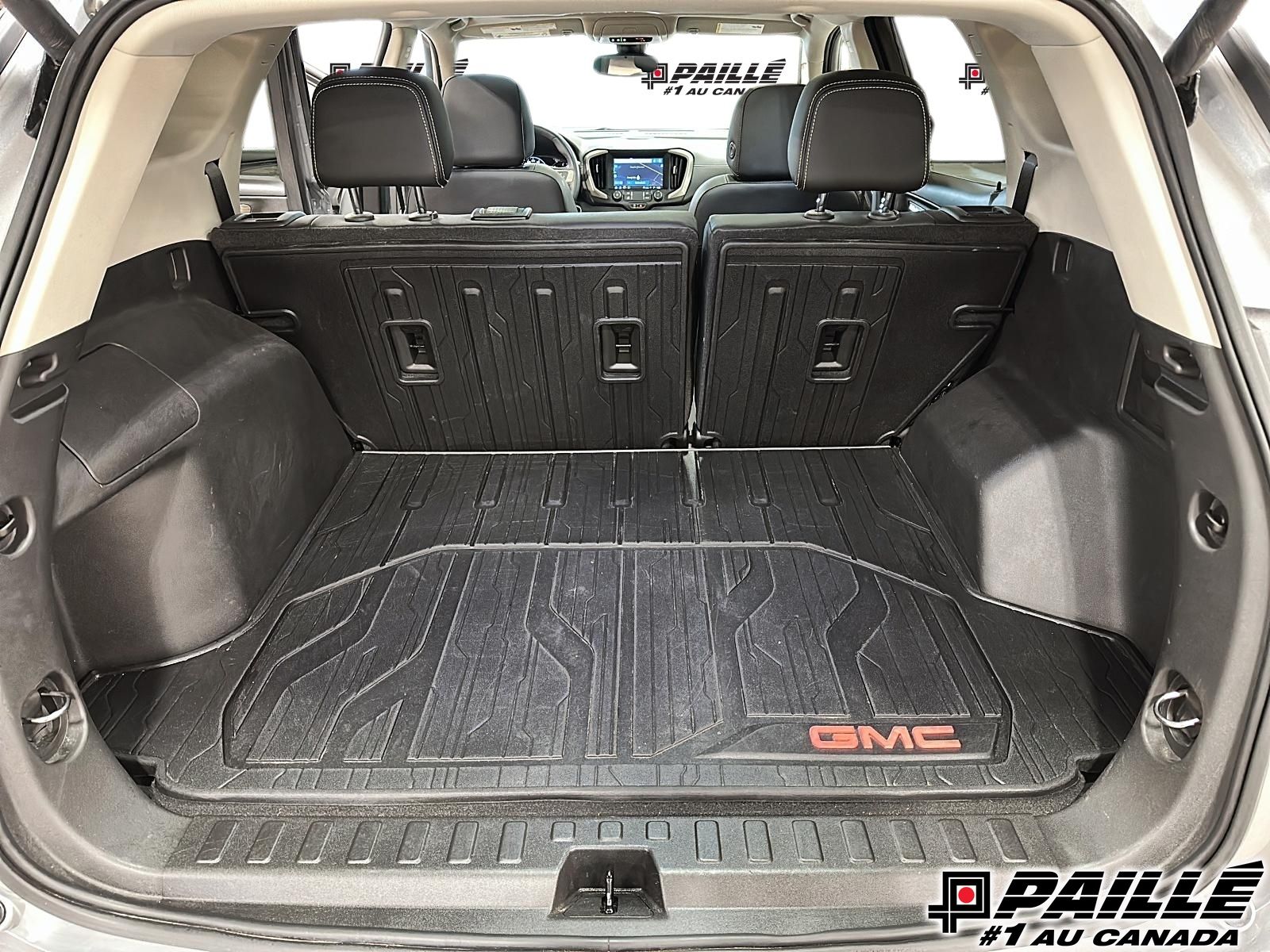 2023 GMC Terrain in Nicolet, Quebec