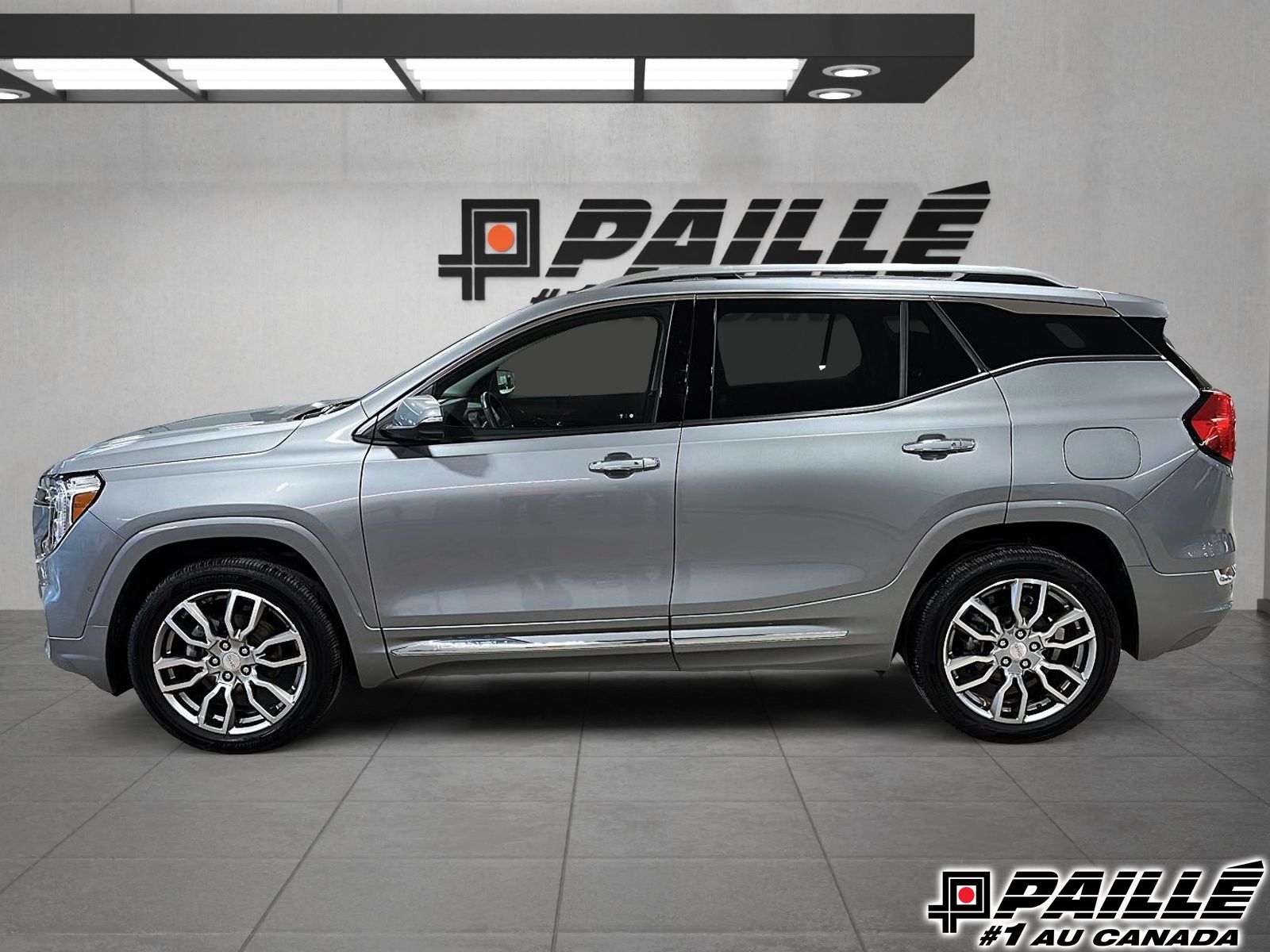 2023 GMC Terrain in Nicolet, Quebec