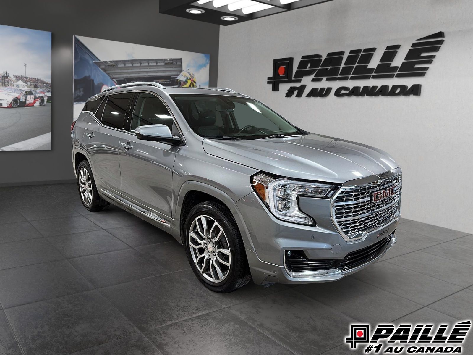 2023 GMC Terrain in Nicolet, Quebec