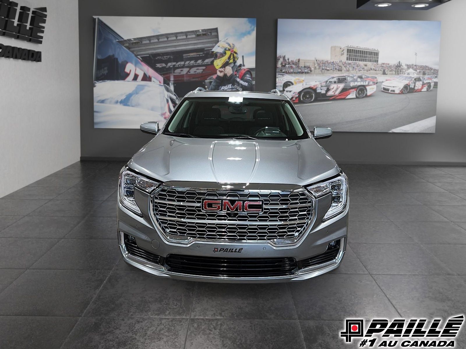 2023 GMC Terrain in Nicolet, Quebec