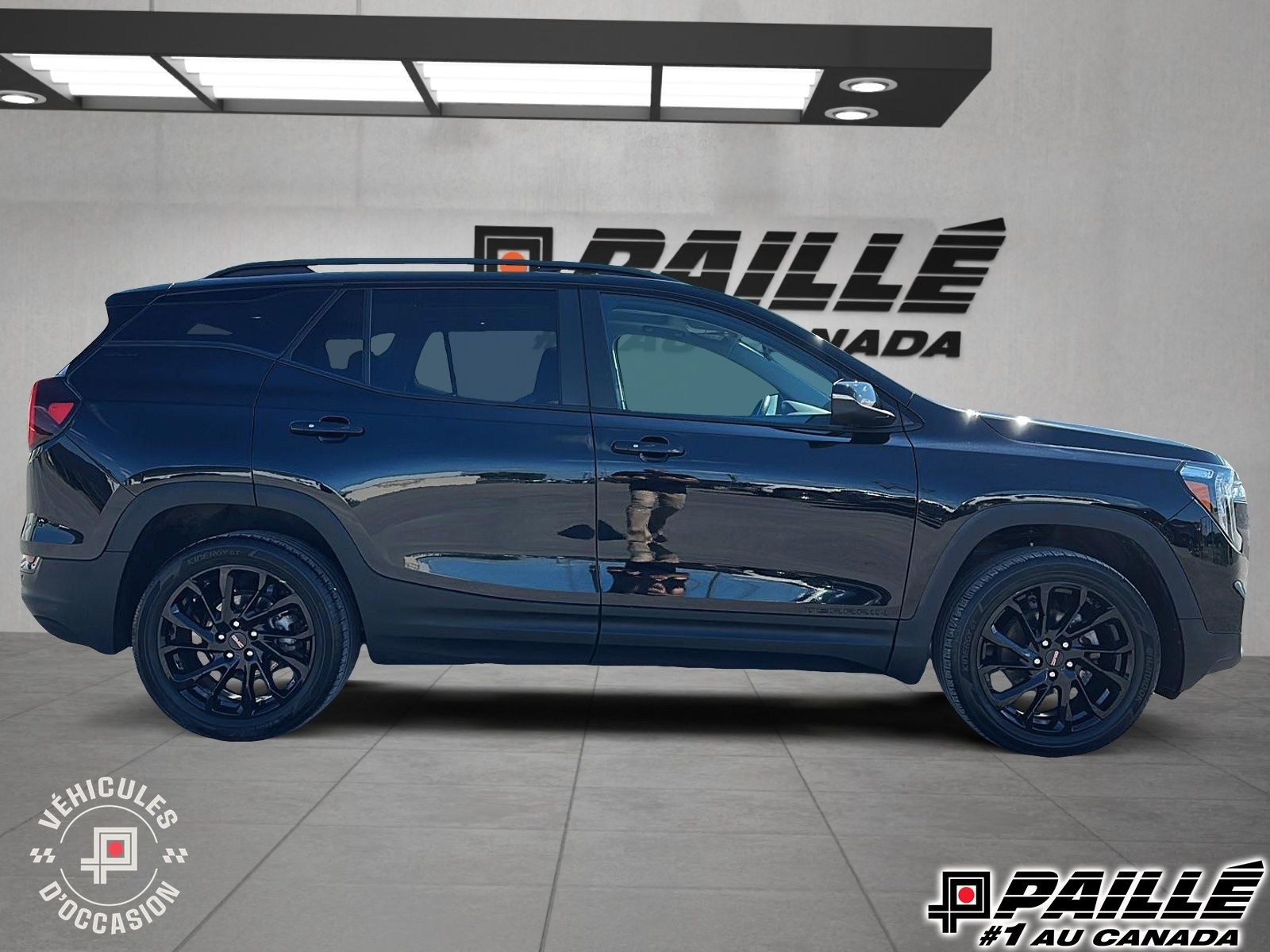 2023 GMC Terrain in Nicolet, Quebec