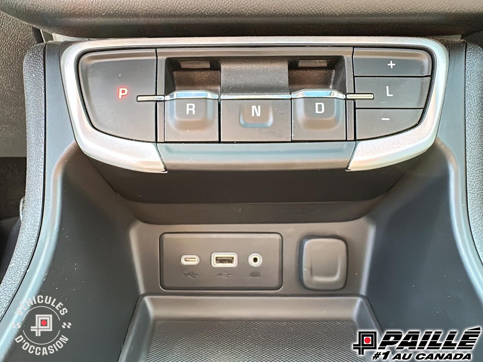 2023 GMC Terrain in Nicolet, Quebec