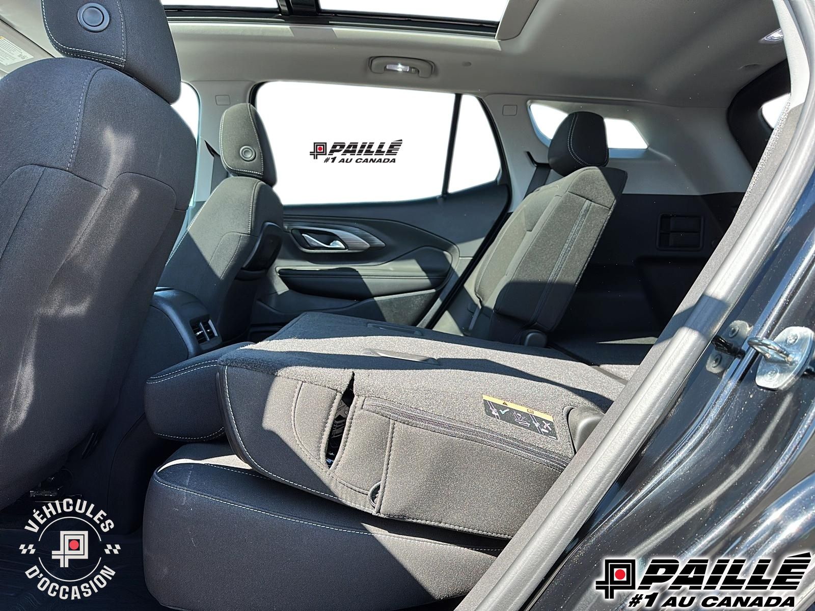 2023 GMC Terrain in Nicolet, Quebec