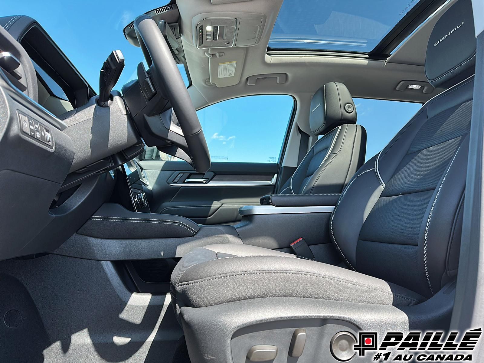 2027 GMC Terrain in Berthierville, Quebec