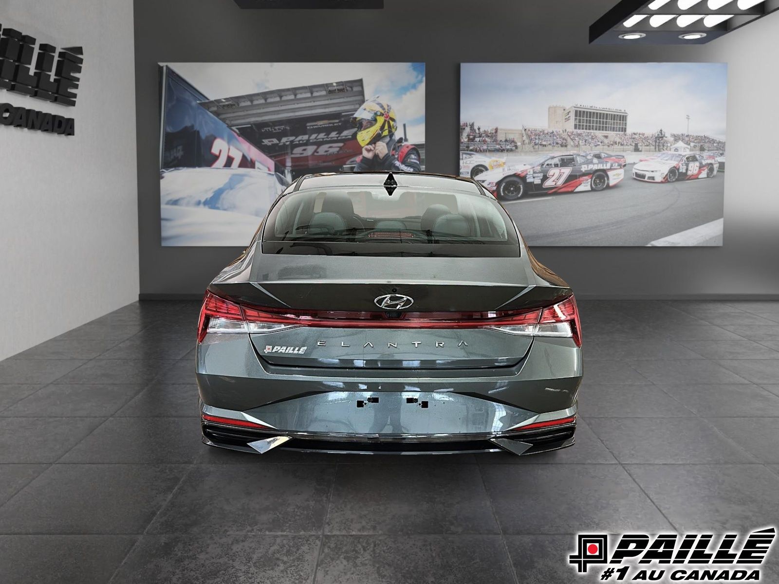 2023 Hyundai Elantra in Nicolet, Quebec