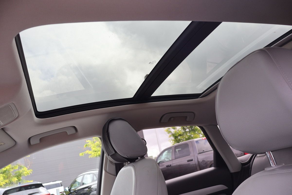 Photo 2016 Audi Q3 KOMFORT - 2.0T - AWD - PANO SUNROOF #8